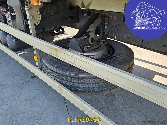 Plataforma remolque Renault Premium 310