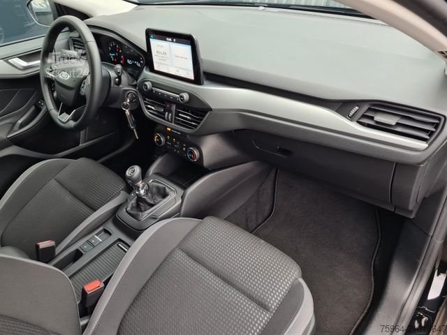 Fourgon FORD Focus Limo 1.0 EB  Cool & Connect