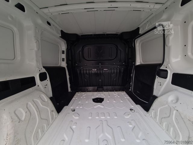 Fourgon tôlé FIAT Doblo Cargo - 2021 - 67tkm + Klima