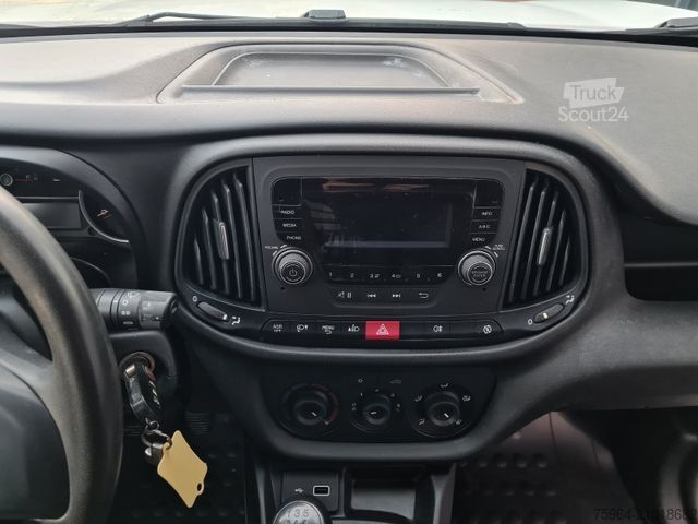 Fourgon tôlé FIAT Doblo Cargo - 2021 - 67tkm + Klima