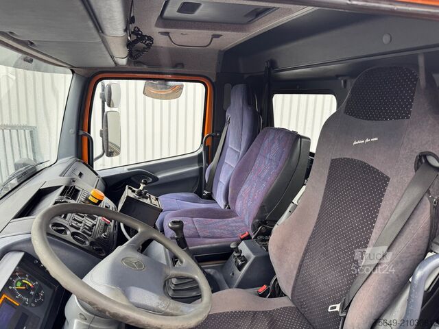 Torenkraan Mercedes-Benz Atego 1828 AK 4x4 Atego 1828 AK 4x4, Winterdienstausstattung, Kran Hiab 085-2, Funk