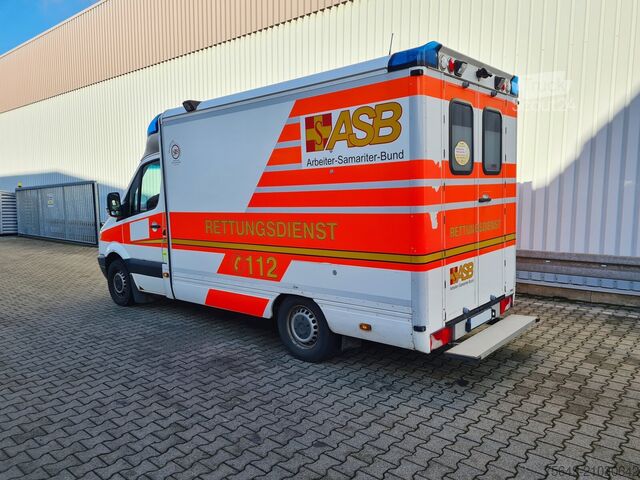 Bestelwagen Mercedes-Benz Sprinter 316 KA 4x2 Sprinter 316 KA 4x2, Rettungswagen