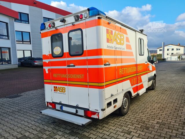 Bestelwagen Mercedes-Benz Sprinter 316 KA 4x2 Sprinter 316 KA 4x2, Rettungswagen