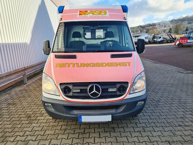Bestelwagen Mercedes-Benz Sprinter 316 KA 4x2 Sprinter 316 KA 4x2, Rettungswagen