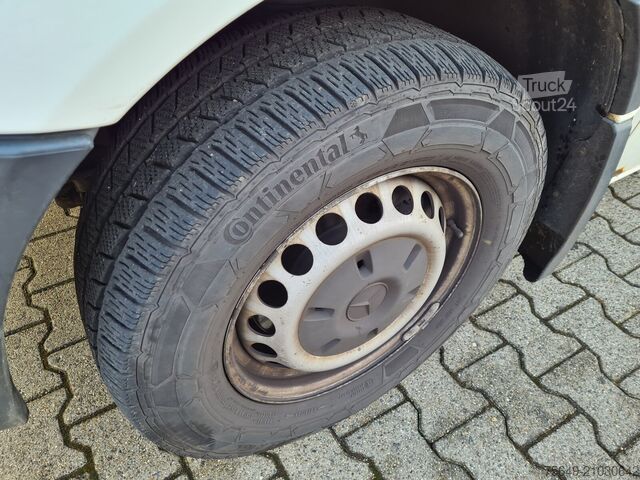 Bestelwagen Mercedes-Benz Sprinter 316 KA 4x2 Sprinter 316 KA 4x2, Rettungswagen