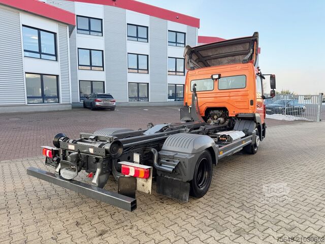 Camion porte-caissons Telehoist Mercedes-Benz Atego 824 L 4x2 Atego 824 L 4x2, Motorabtrieb, City-Abroller