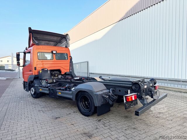 Camion porte-caissons Telehoist Mercedes-Benz Atego 824 L 4x2 Atego 824 L 4x2, Motorabtrieb, City-Abroller