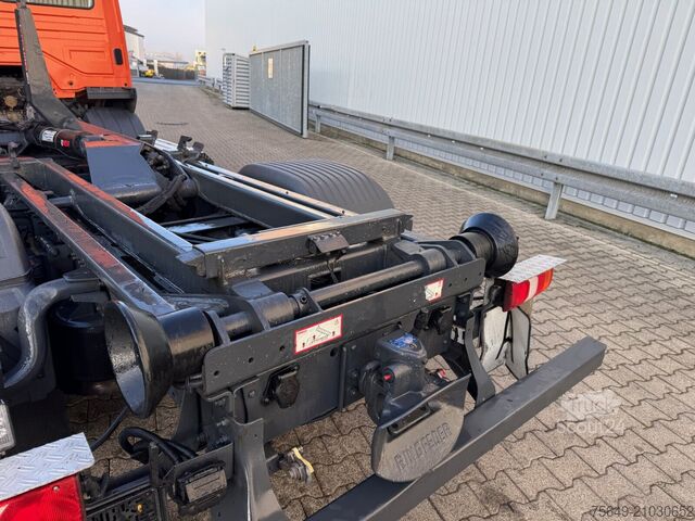 Camion porte-caissons Telehoist Mercedes-Benz Atego 824 L 4x2 Atego 824 L 4x2, Motorabtrieb, City-Abroller