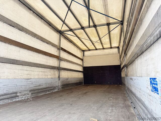 Бортовой грузовик Mercedes-Benz Atego 1530 L 4x2 Atego 1530 L 4x2 mit LBW Dhollandia