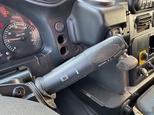 Camion-benne tricar Iveco-Magirus Trakker AD260T36W 6x6 Trakker AD260T36W 6x6