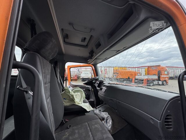 Grue à tour Mercedes-Benz Atego 1023 A 4x4 mit Unfallschaden! Atego 1023 A 4x4, Einzelbereifung, Heckkran Palfinger PK4501-B, Funk, UNFALLSCHADEN!