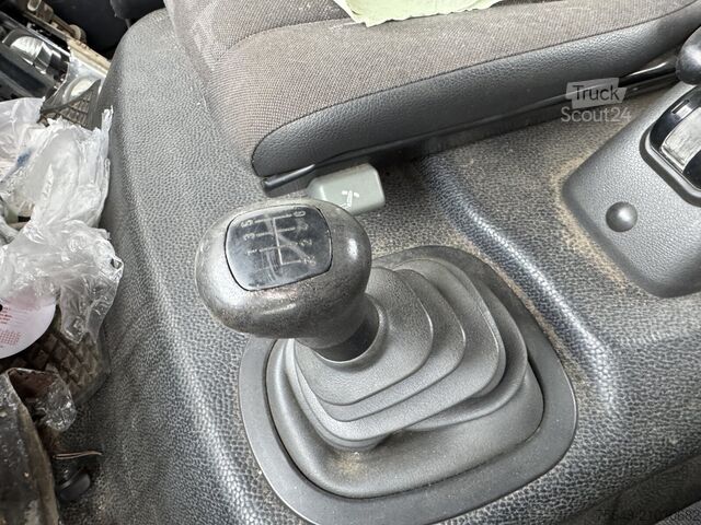 Grue à tour Mercedes-Benz Atego 1023 A 4x4 mit Unfallschaden! Atego 1023 A 4x4, Einzelbereifung, Heckkran Palfinger PK4501-B, Funk, UNFALLSCHADEN!