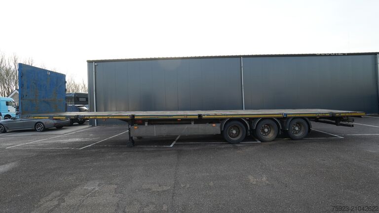 Remorque à plate-forme Pacton 3 AXLE FLATBED WITH TWISTLOCKS