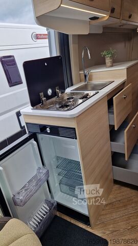 Teilintegriertes Wohnmobil Challenger V 217 Solar, Markise,Rückfahrkamera, FG