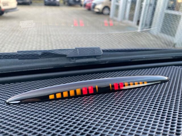 Minibus Mercedes-Benz Vito 119 Tourer XL AUT*9-Sitze*AHK*RFK*El-Türen*