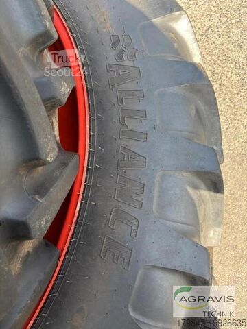 Traktor Claas ARION 610 CIS