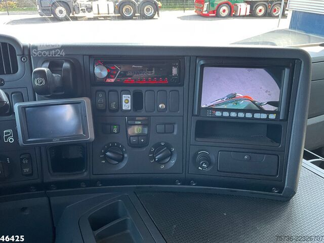 Třístranný sklápěč Scania P 320 HMF 14 Tonmeter Z-kraan Just  227.472 km!