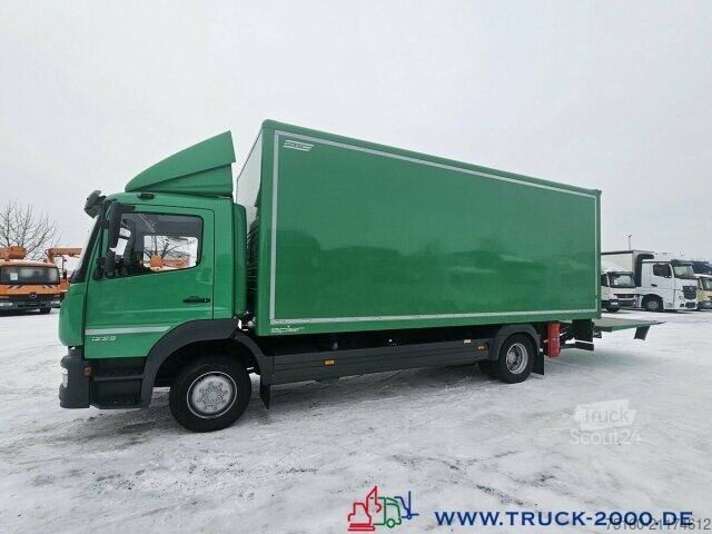 LKW mit Kofferaufbau Mercedes-Benz Atego 1224 Koffer 6.60m Seitentür LBW 2.000 Kg.