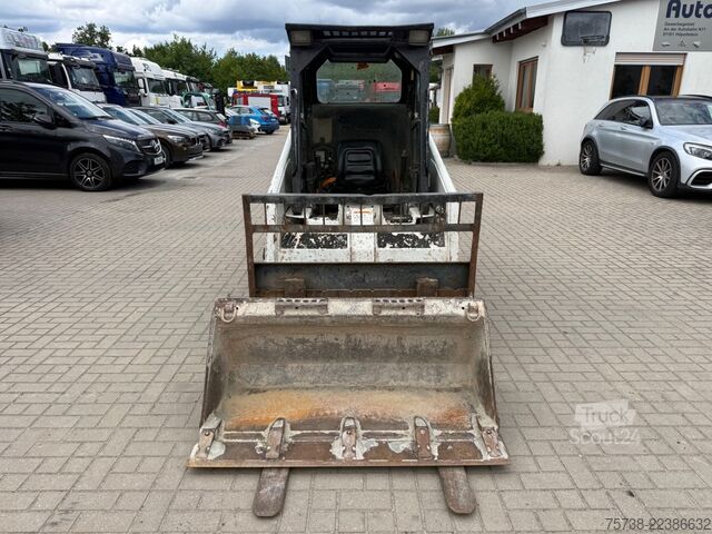 Hjullastare BOBCAT 553 /Schaufel + Palettengabel