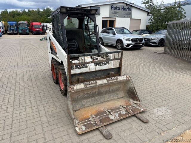 Hjullastare BOBCAT 553 /Schaufel + Palettengabel