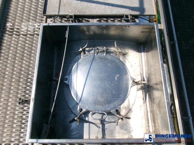 Tank Feldbinder Chemical tank inox 30 m3 / 1 comp + pump