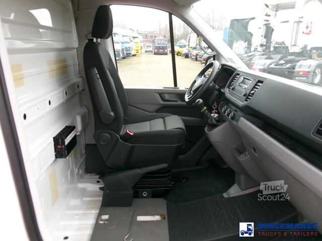 Bâché Volkswagen Crafter 4x2 curtain side van Euro 6