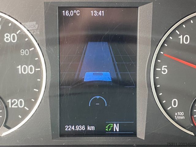 Van chassis MAN TGL 8.220 | Kofffer&Plane*AHK*Klima*Navi*Kamera