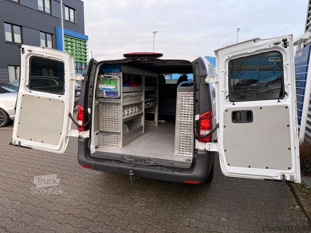 Fourgon tôlé MERCEDES-BENZ Vito 111 CDI Ka. lg. Klima Flügel Navi AHK PDC+