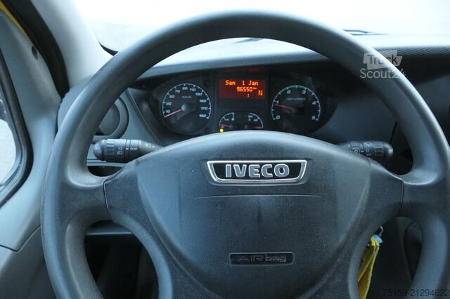 Furgoneta caja iveco Daily 35 S11 C30C AUTOMATIK KAMERA Regale LUFT DURCHGANG EURO-5 CoC