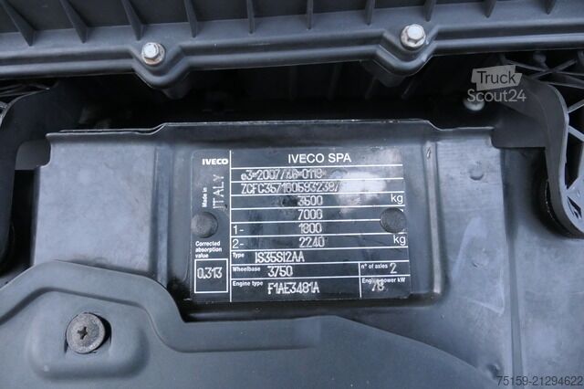 Furgoneta caja iveco Daily 35 S11 C30C AUTOMATIK KAMERA Regale LUFT DURCHGANG EURO-5 CoC