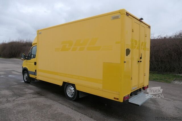 Furgoneta caja iveco Daily 35 S11 C30C AUTOMATIK KAMERA Regale LUFT DURCHGANG EURO-5 CoC