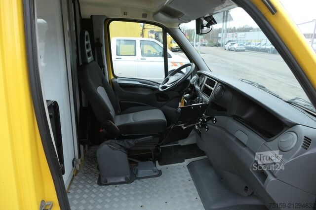 Furgoneta caja iveco Daily 35 S11 C30C AUTOMATIK KAMERA Regale LUFT DURCHGANG EURO-5 CoC