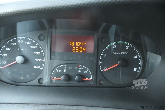 Furgoneta caja iveco Daily 35 S11 C30C AUTOMATIK KAMERA Regale LUFT DURCHGANG EURO-5 CoC