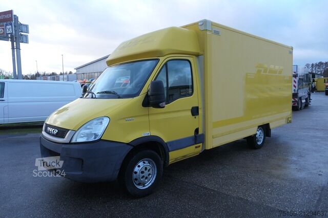 Фургон-будка iveco Daily 35 S11 C30C AUTOMATIK KAMERA MAXI Regale DURCHGANG