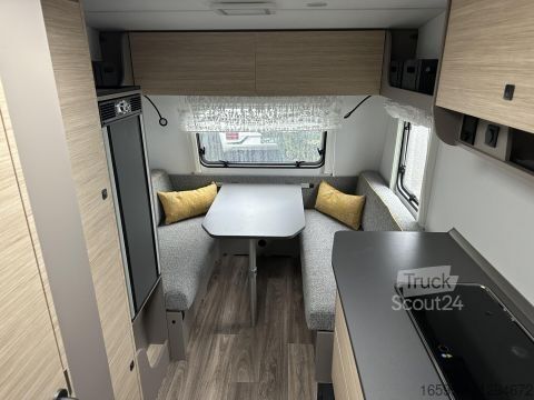 Caravana NEXT 381 Neuheit! Fendt mit Etagenbetten