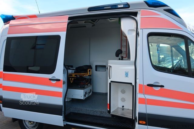 Brandbil MERCEDES-BENZ Sprinter II Kasten 316 CDI / RTW / Klima / Nr.53