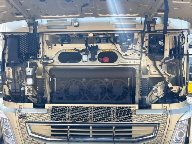 Standardni SZM Volvo FH 540 + RETARDER + EURO 6C + SPOILERS + ALUMIN...