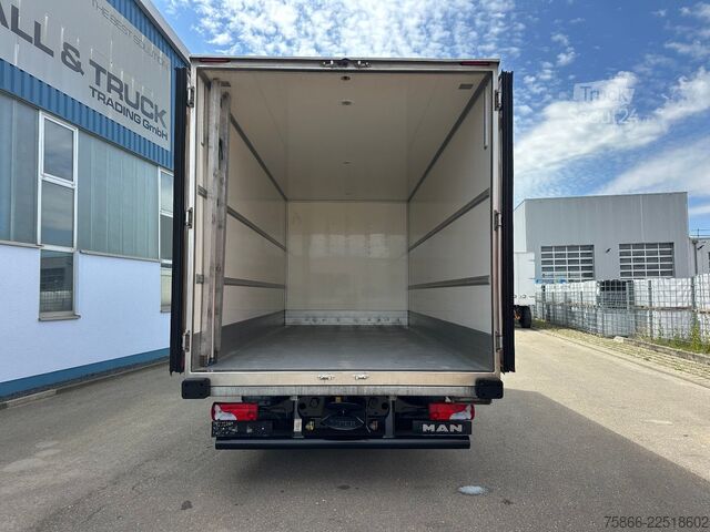 Autocamion cu caroserie tip cutie MAN 12.250 TGL BL Iso Koffer 5.70m orig.110.777 km