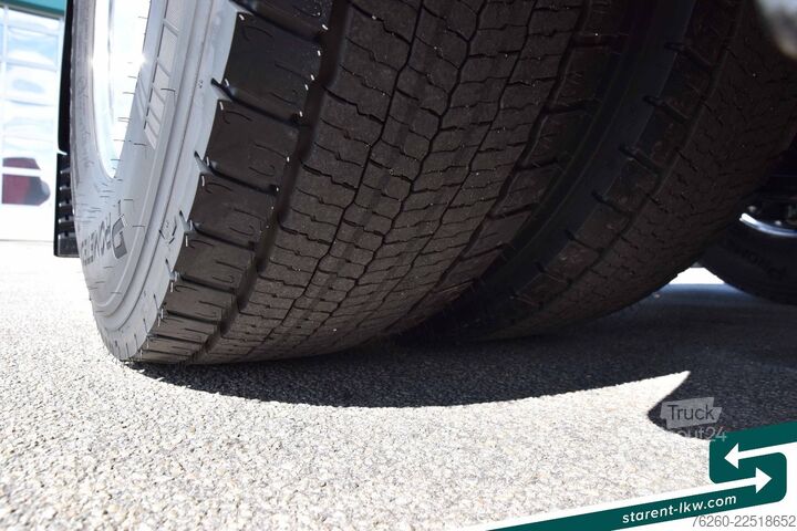 Standard nyergesvontató MAN TGX 18.560 D30 GM Retarder Luft/Luft MIETE