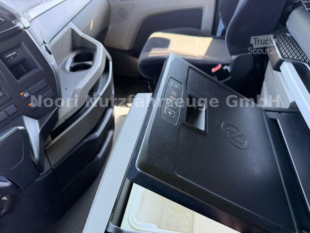 Vakio vetoauto MAN TGX 18.510 XXL Intarder ACC LGS Standklima Navi