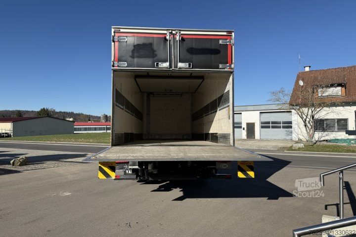 Hűtős teherautó Volvo FH-460 6x2R Carrier / Swiss-Vehicle