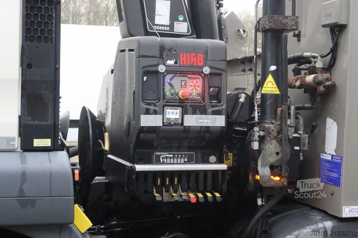 Fourgon porte-voitures MAN TGS 35.360 8x2 Oprijvrachtwagen + Hiab 228 E3