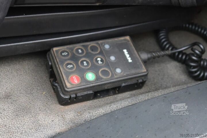 Fourgon porte-voitures MAN TGS 35.360 8x2 Oprijvrachtwagen + Hiab 228 E3