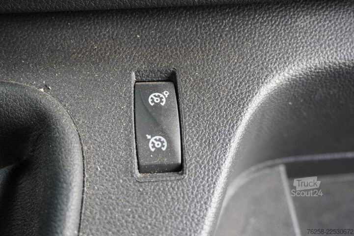 Bestelwagen Renault Master 2.3 dCi 150PK L2H2 - Airco - Navi - Crui...
