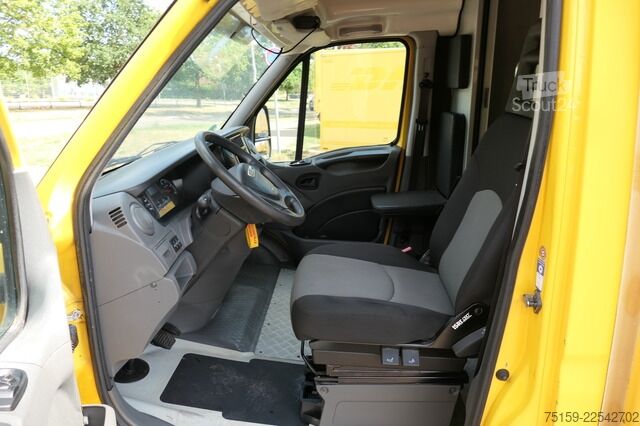 Dobozos furgon iveco Daily 35 S11 C30C AUTOMATIK KAMERA Regale LUFT DURCHGANG EURO-5 CoC
