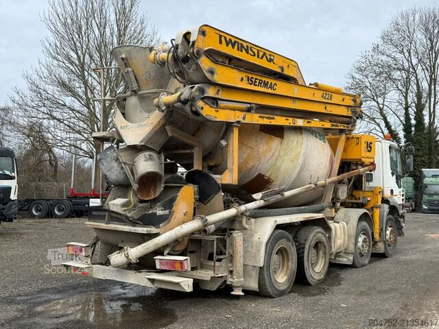 Betonpumpe Iveco Trakker 440T41 trakker 440 8x4 28M SERMAC