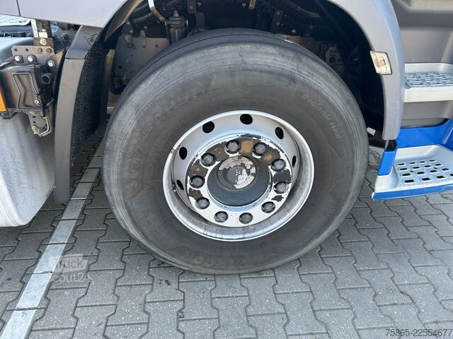 Standard-SZM DAF CF 440 FTG 6x2 / Space Cab / 930 dkm / Tacho V2...