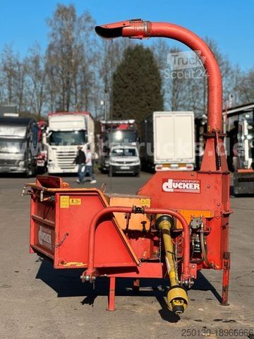 Bosbouwvoertuig DÜCKER H 960 Holzhäcksler