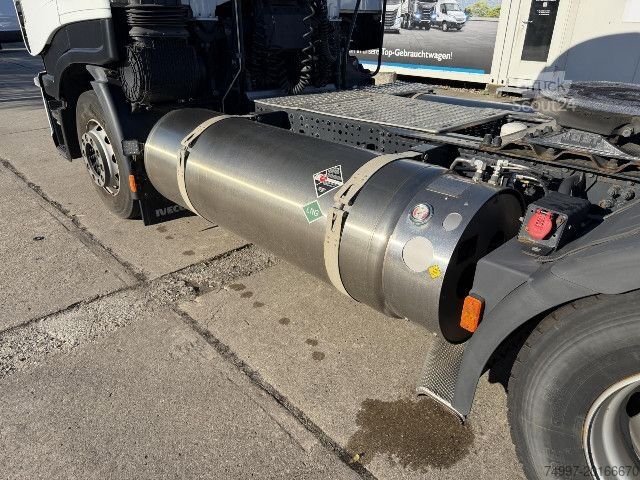 Standard tractor unit IVECO AS440S46T/P LNG / Intarder