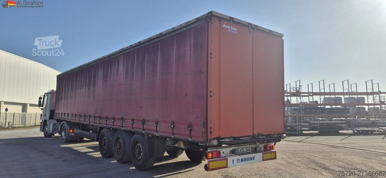 Öppen semitrailer med kapell Krone SD Standardtrailer mit Steckrungen